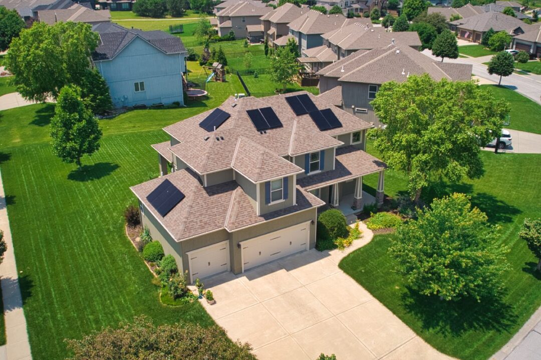 8.08 kW kW Residential Maxeon Solar Installation in Olathe, Kansas